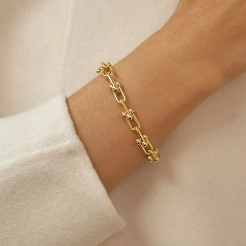 AARVO Golden Chain Bracelet - BRL1001